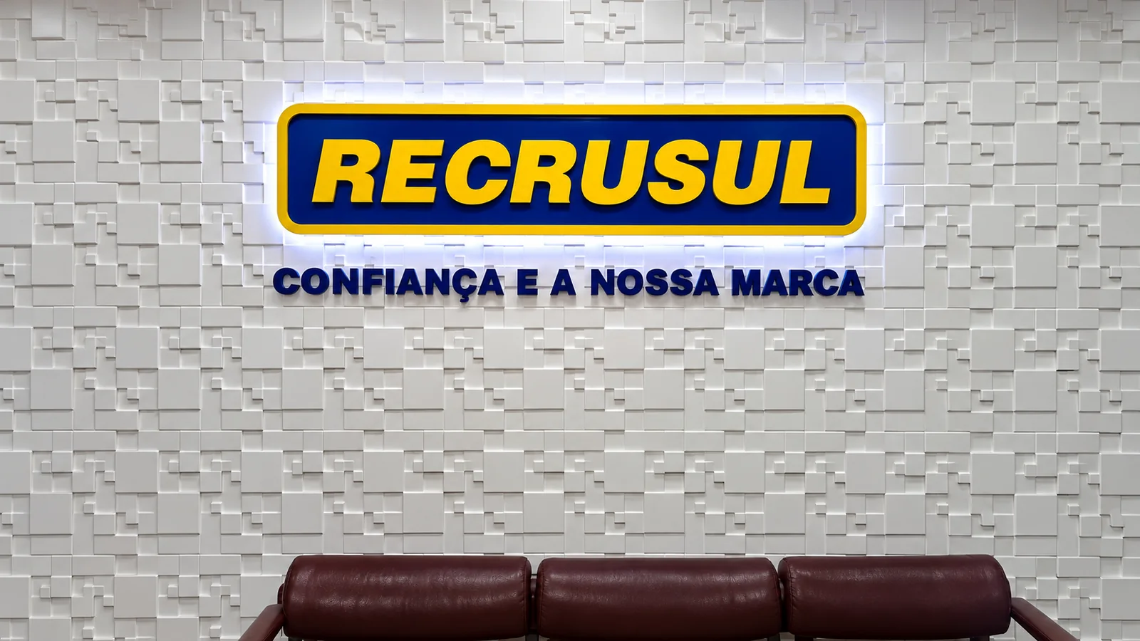 Letreiro iluminado Recrusul
